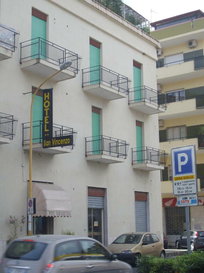 Hotel San Vincenzo Soverato Marina Εξωτερικό φωτογραφία