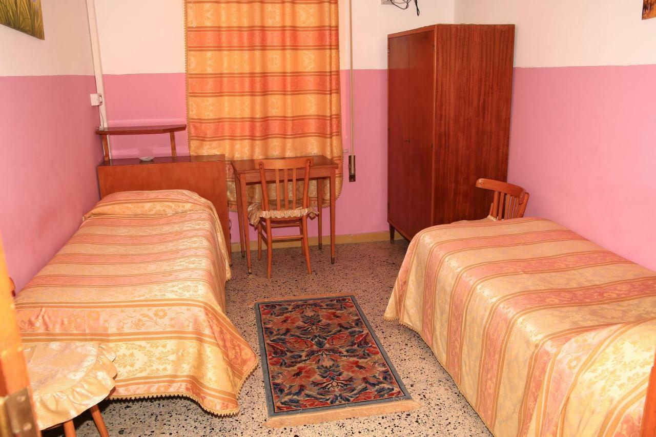 Hotel San Vincenzo Soverato Marina Εξωτερικό φωτογραφία